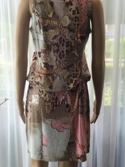 Roze Festival Jurkje Strass Luipaardprint 9 Roze Festival Jurkje Strass Luipaardprint -Progress Winkel missy lichtroze festival jurkje met strass 3